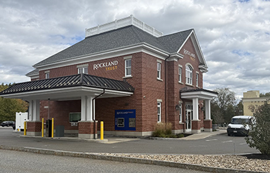 Rockland Trust Salem New Hampshire branch location.