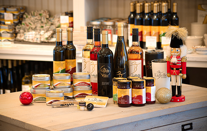 Rockland Trust small business shopping guide presents LaBelle in our 2025's guide. 