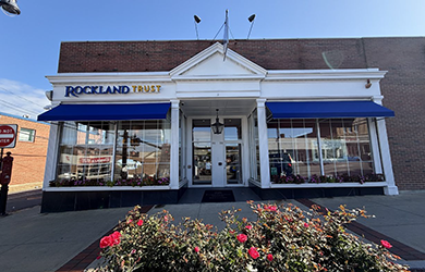 Rockland Trust Nashua branch location on Main Street.