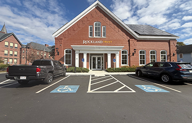 Rockland Trust Methuen branch location.